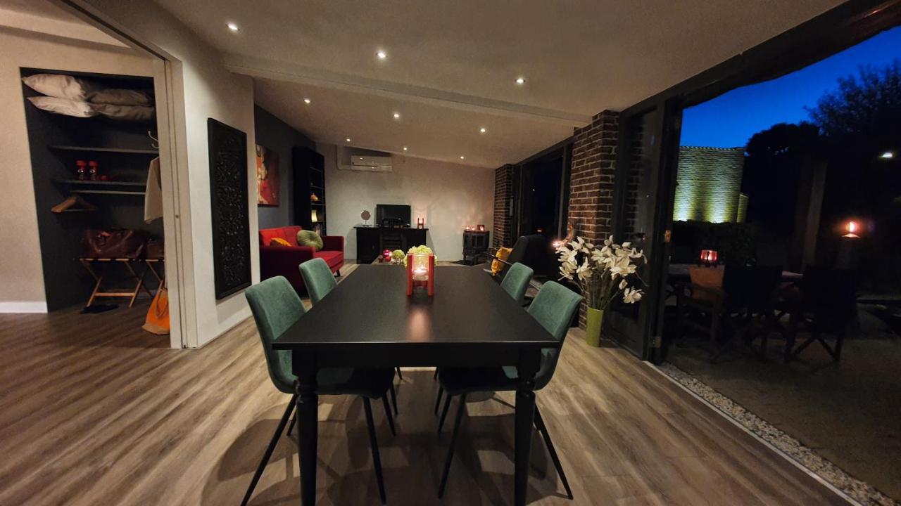 Downtown Hideaway, B&B Grand Deluxe Eindhoven Esterno foto