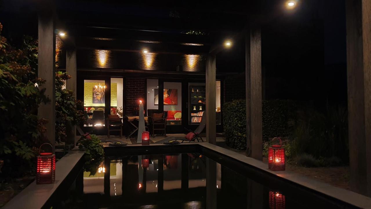 Downtown Hideaway, B&B Grand Deluxe Eindhoven Esterno foto