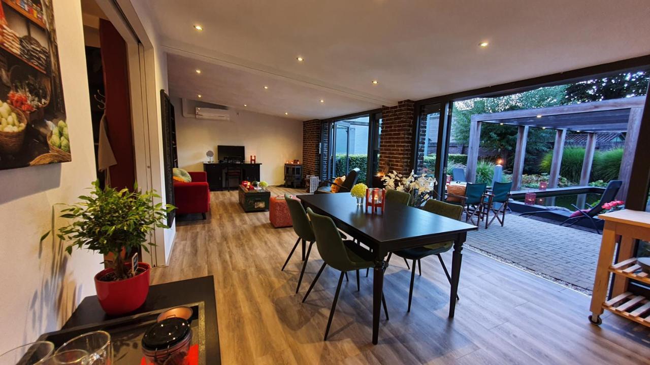 Downtown Hideaway, B&B Grand Deluxe Eindhoven Esterno foto